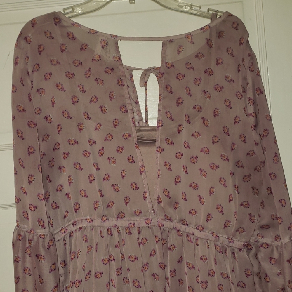 Dress - Picture 6 of 7